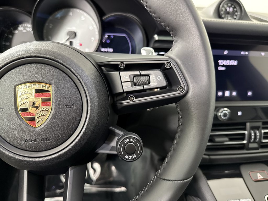 Certified 2025 Porsche Macan S AWD/4WD image 39