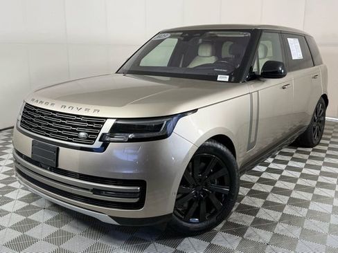Used 2023 Land Rover Range Rover Long Wheelbase SE AWD/4WD image 1