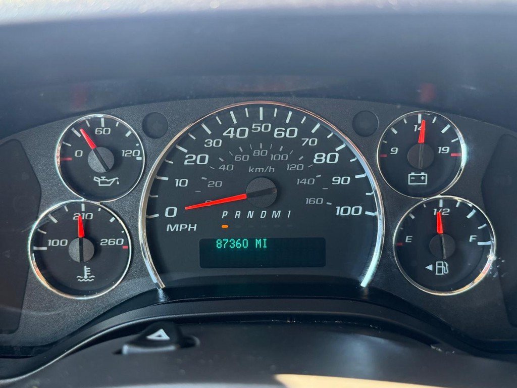 Used 2023 GMC Savana 2500 Extended w/ Driver Convenience Package RWD image 32