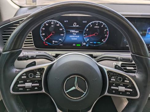 Used 2023 Mercedes-Benz GLS 450 4MATIC image 26