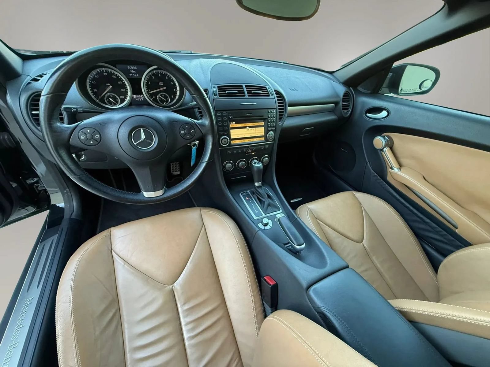 Used 2009 Mercedes-Benz SLK 300 image 14