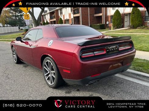 Used 2023 Dodge Challenger R/T image 6