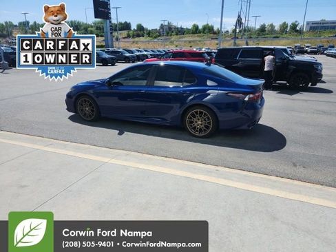 Used 2024 Toyota Camry SE w/ Convenience Package FWD image 10