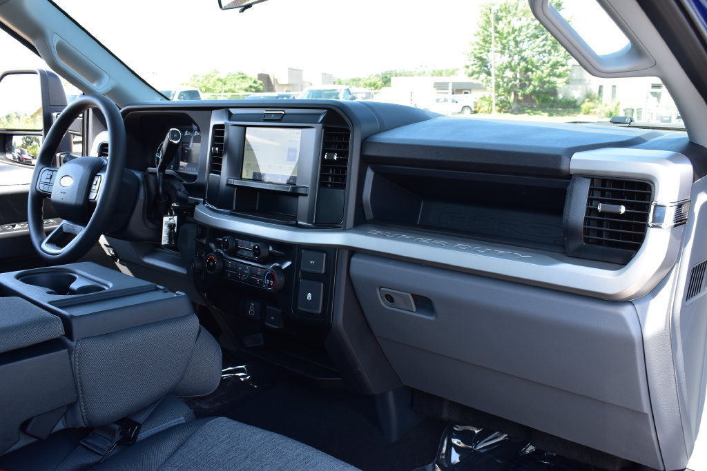 New 2026 Ford F250 XL w/ STX Appearance Package AWD/4WD image 34