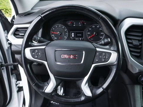 Used 2019 GMC Acadia SLE image 21