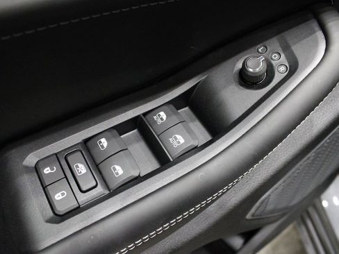 New 2026 Jeep Grand Cherokee Limited Reserve image 22