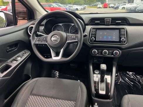 Used 2020 Nissan Versa S FWD image 16