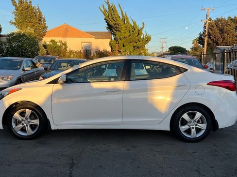 Used 2013 Hyundai Elantra GLS image 9