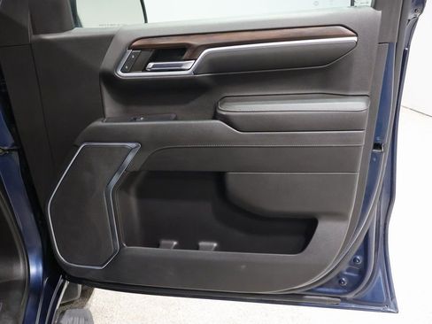 Used 2023 GMC Sierra 1500 SLT image 27