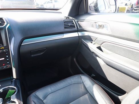 Used 2017 Ford Explorer Sport image 21