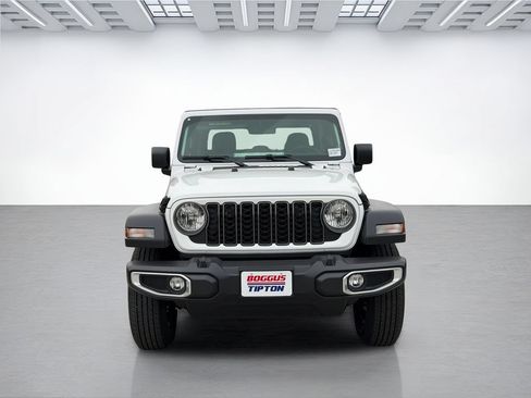 New 2026 Jeep Gladiator Sport AWD/4WD image 8