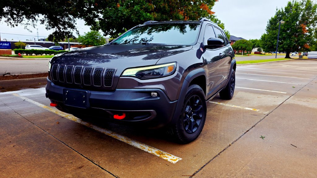 Used 2022 Jeep Cherokee Trailhawk w/ Sound & Nav Group AWD/4WD image 2