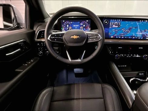 Used 2026 Chevrolet Tahoe High Country w/ Sun And Tow Package AWD/4WD image 6