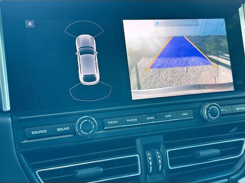 Used 2021 Porsche Macan S image 14