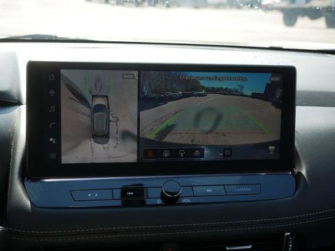 Certified 2024 Nissan Rogue SL image 16