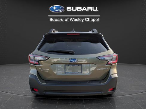 Used 2025 Subaru Outback Premium AWD/4WD image 6