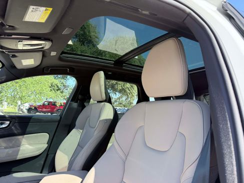 Certified 2026 Volvo XC60 B5 Plus AWD/4WD image 14