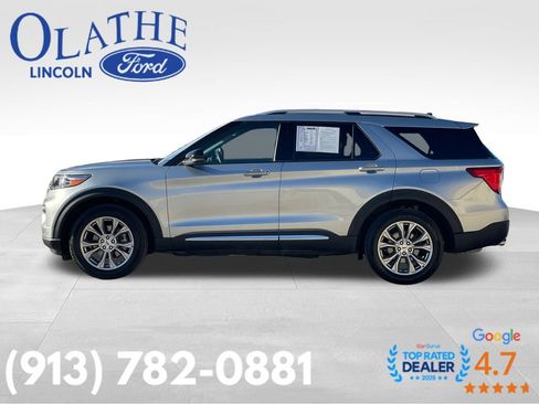 Used 2022 Ford Explorer Limited w/ Equipment Group 301A image 2