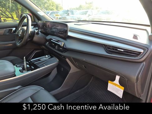 New 2026 Buick Enclave Avenir w/ Super Cruise Package FWD image 41