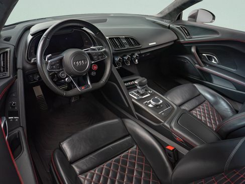 Used 2017 Audi R8 V10 plus AWD/4WD image 7
