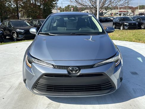 Certified 2024 Toyota Corolla LE image 3
