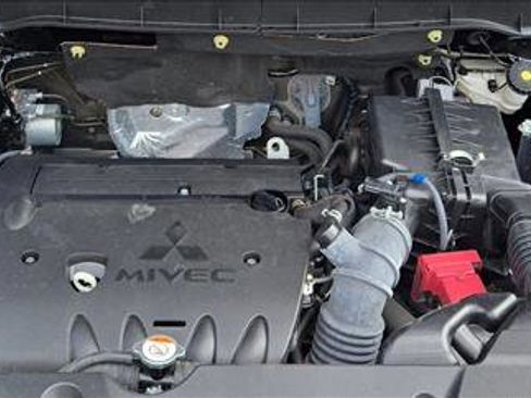 Used 2024 Mitsubishi Outlander Sport AWD image 20