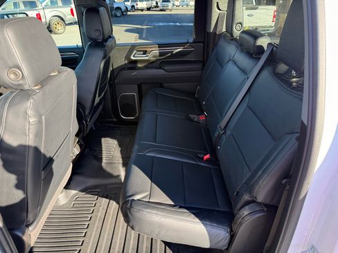 Used 2025 Chevrolet Silverado 2500 LT w/ Convenience Package image 13