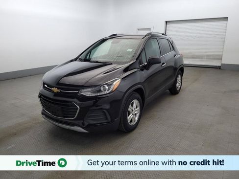 Used 2019 Chevrolet Trax LT w/ LT Convenience Package image 1