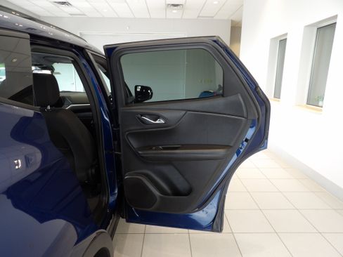 Used 2022 Chevrolet Blazer LT AWD/4WD image 20