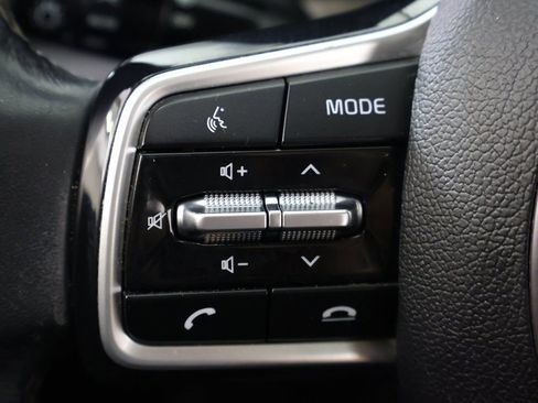 Used 2022 Kia Sorento EX w/ Panoramic Sunroof Package image 45