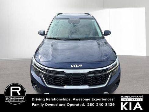 Used 2024 Kia Seltos EX image 10