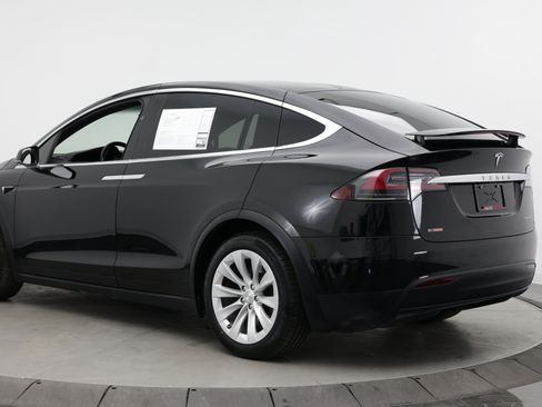 Used 2021 Tesla Model X Long Range AWD/4WD image 6