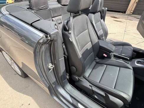 Used 2012 Volkswagen Eos Komfort FWD image 46