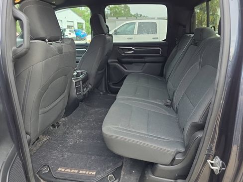 Used 2019 RAM 1500 Big Horn RWD image 12