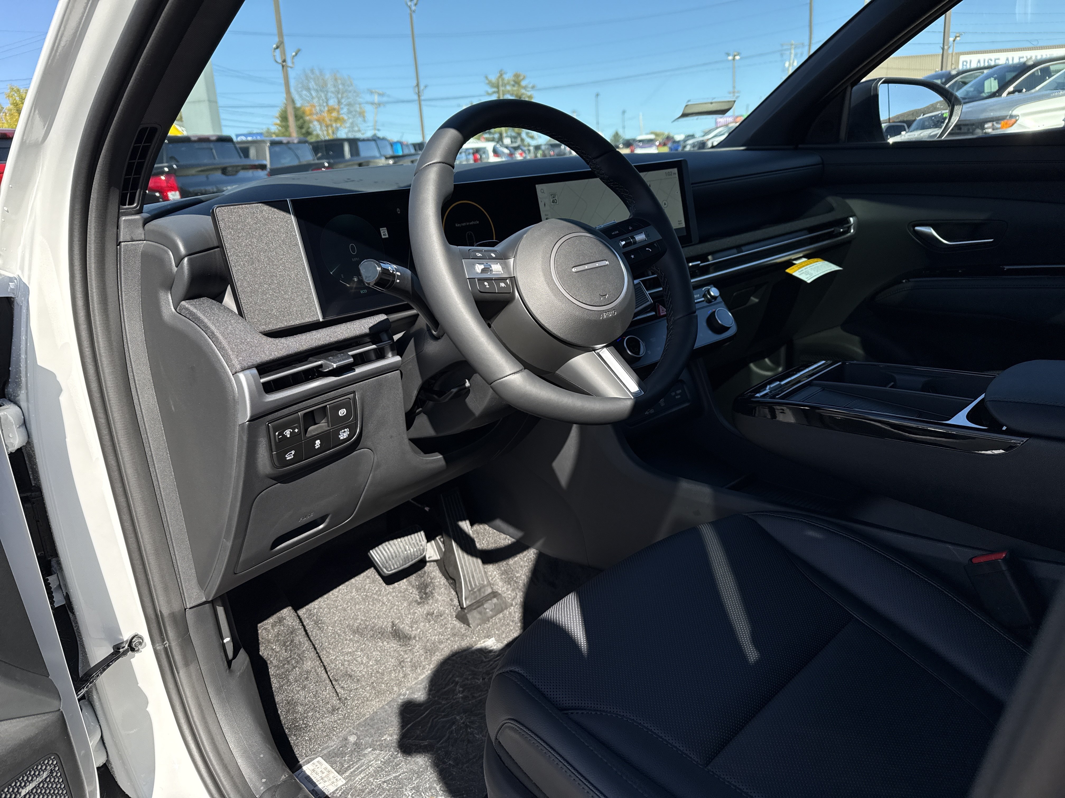 New 2026 Hyundai Tucson Limited AWD/4WD image 18