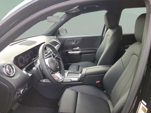 Certified 2025 Mercedes-Benz GLB 250 image 19