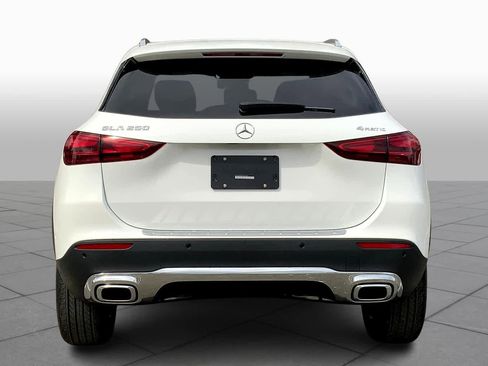 New 2025 Mercedes-Benz GLA 250 GLA 250 image 4