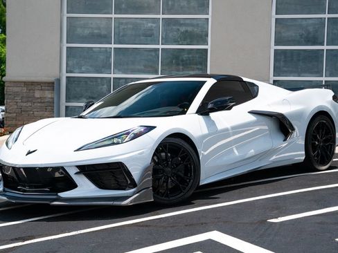Used 2023 Chevrolet Corvette Stingray Preferred Cpe w/ Z51 Performance Package RWD image 2