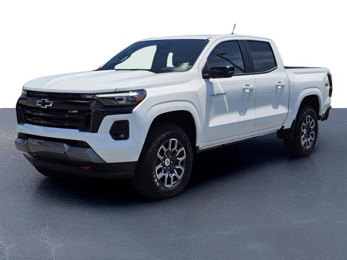 New 2025 Chevrolet Colorado Z71 w/ Z71 Convenience Package 2 image 1