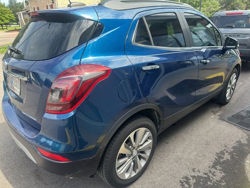 Used 2019 Buick Encore Preferred FWD image 4