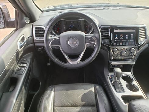 Used 2019 Jeep Grand Cherokee Altitude image 22