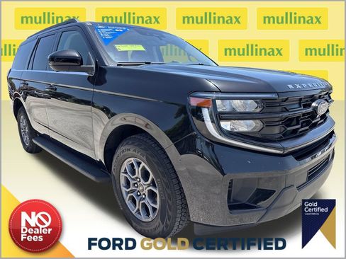 Used 2025 Ford Expedition Active RWD image 1