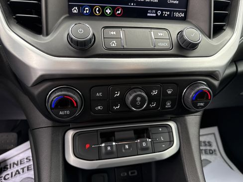 Certified 2023 GMC Acadia SLE w/ Driver Convenience Package image 16