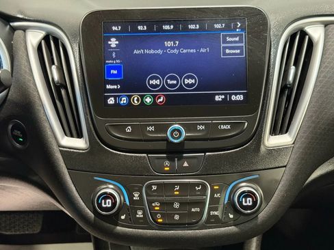 Used 2022 Chevrolet Malibu LT image 14