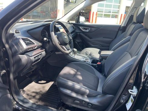 Used 2023 Subaru Forester Premium AWD/4WD image 19
