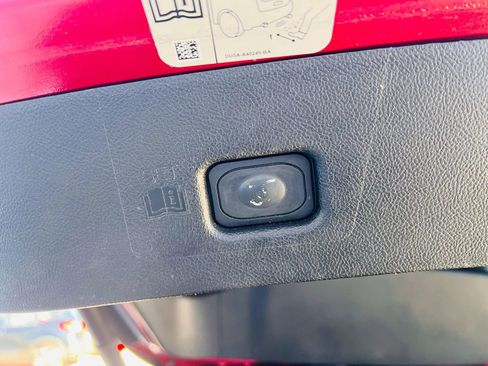 Used 2016 Lincoln MKX Select w/ Select Plus Package image 17