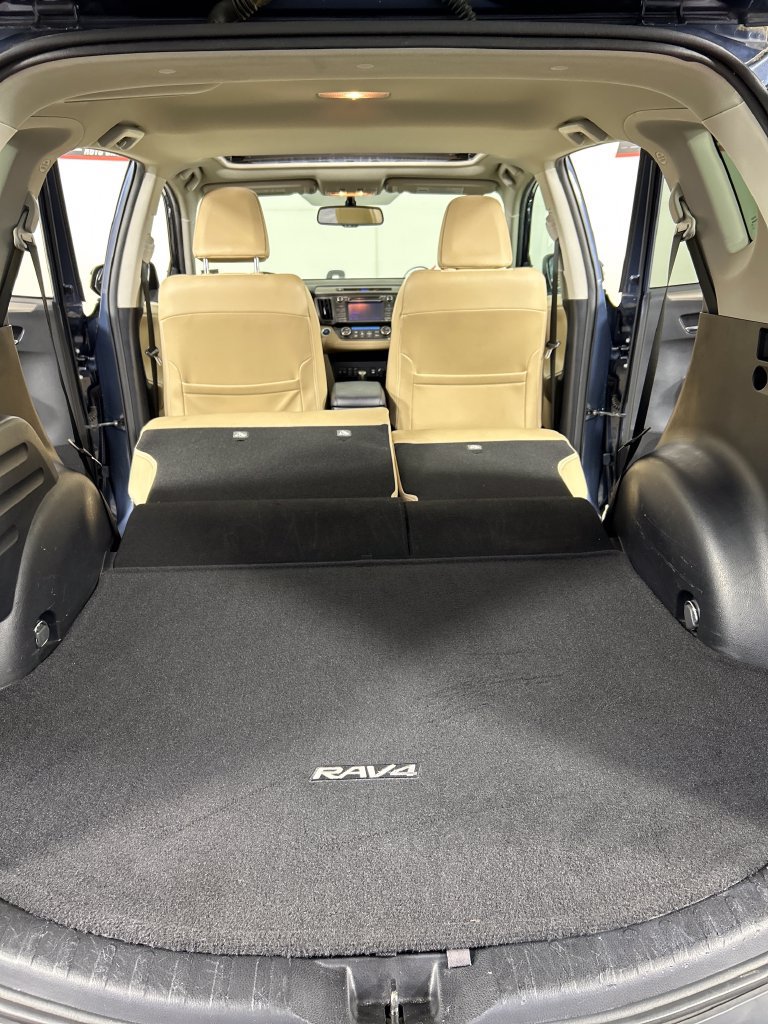 Used 2013 Toyota RAV4 Limited AWD/4WD image 21