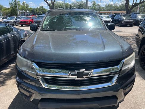 Used 2019 Chevrolet Colorado W/T w/ WT Convenience Package RWD image 2