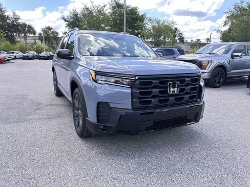 New 2026 Honda Pilot Sport image 8
