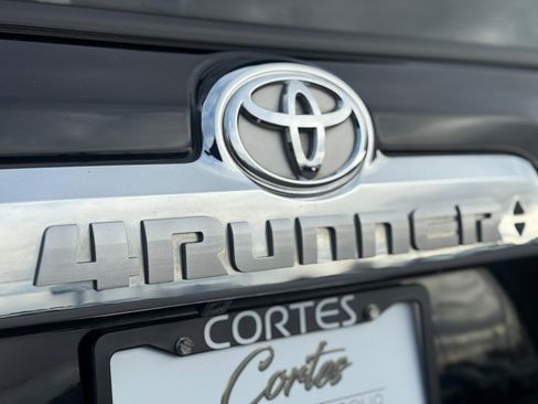 Used 2021 Toyota 4Runner Limited image 10